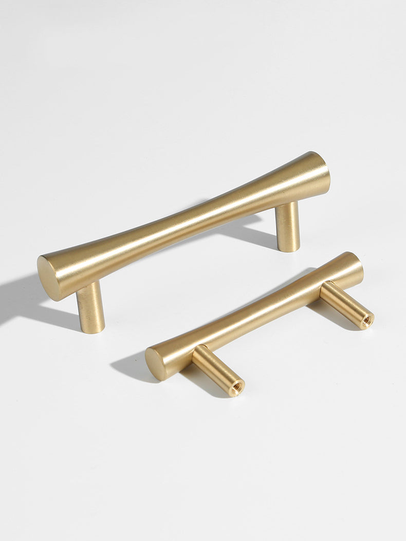 CABINETRY PULLS-STAIN BRASS