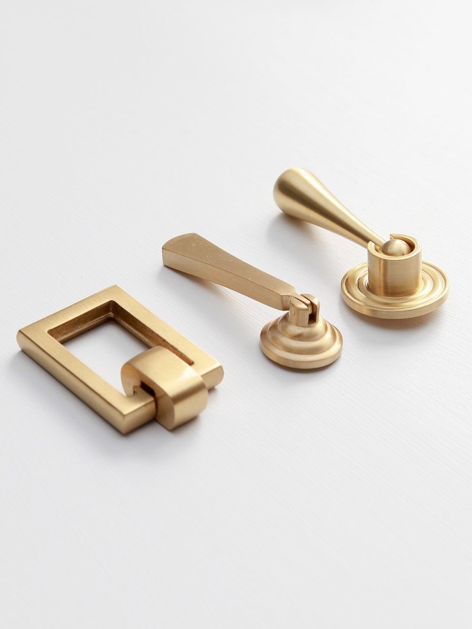 CABINETARY BRASS HANDLE