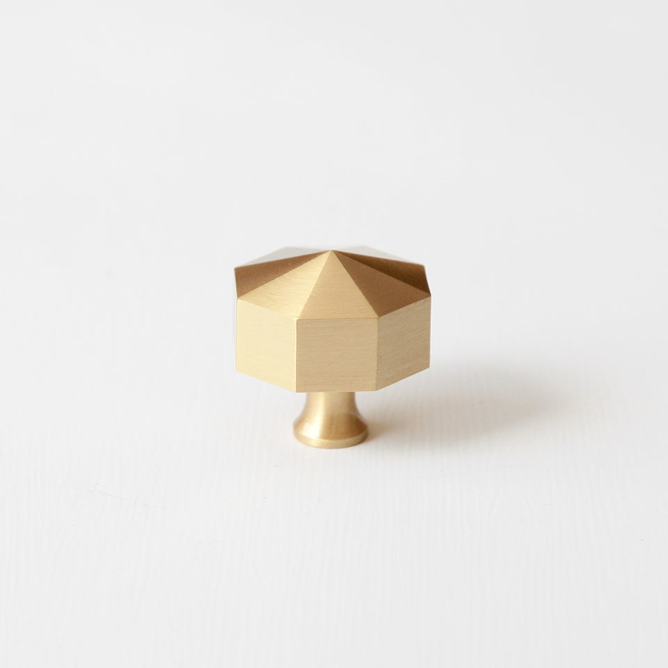 MODERN LIFE 30MM CABINETRY KNOBS